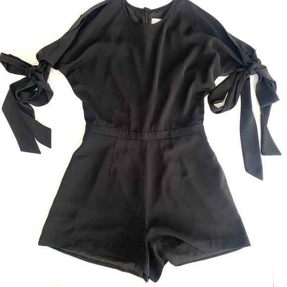 Keepsake The Label Two Minds Cold Shoulder Blck Playsuit Romper sz Medium - Picture 8 of 16